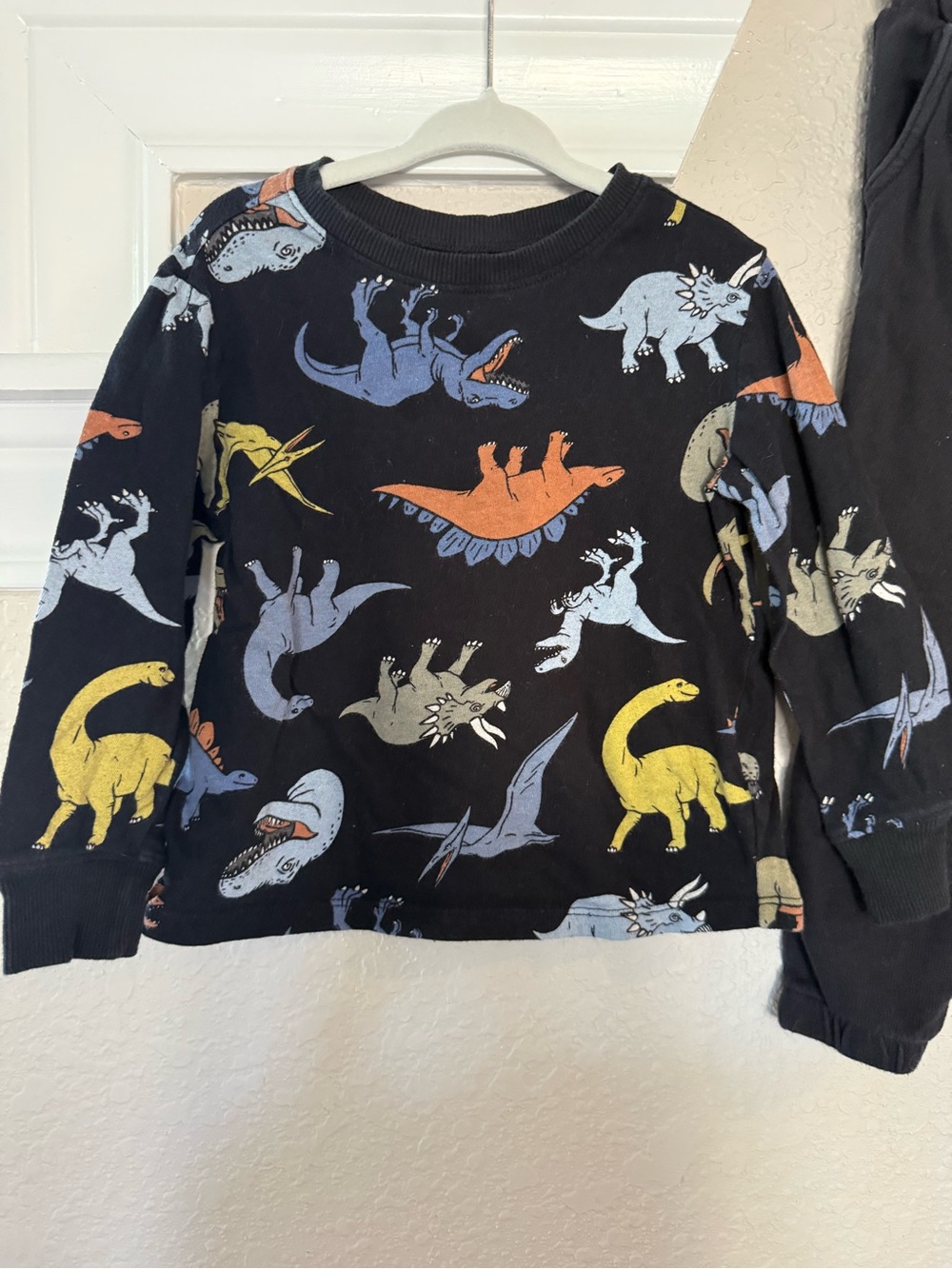 Old Navy Dinosaur Cotton Joggers Set (3T) - Picture 2 of 6